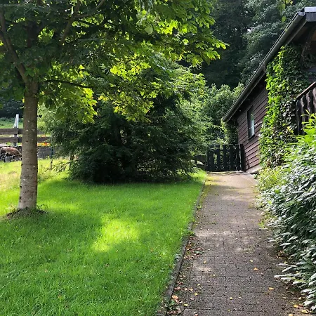 Am Wald Mit Garten & Hot-tub & Alpakas