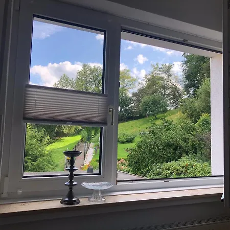 Appartement Am Wald Mit Garten & Hot-tub & Alpakas