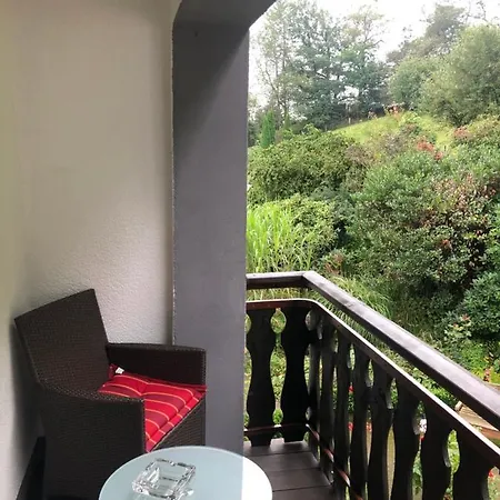 Am Wald Mit Garten & Hot-tub & Alpakas