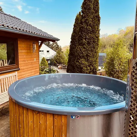 Am Wald Mit Garten & Hot-tub & Alpakas *