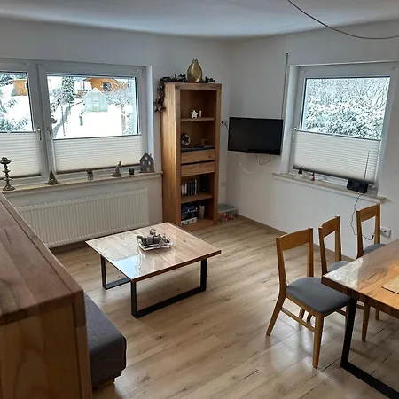 Am Wald Mit Garten & Hot-tub & Alpakas Мешеде