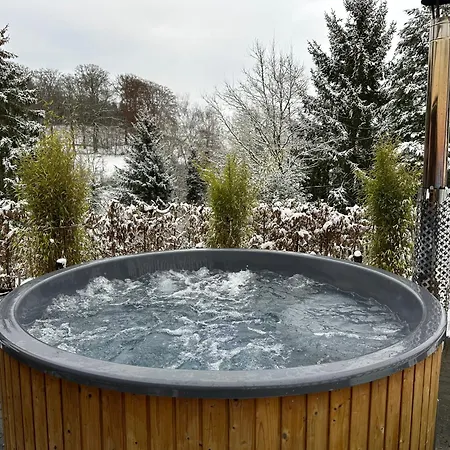 דירה Am Wald Mit Garten & Hot-tub & Alpakas