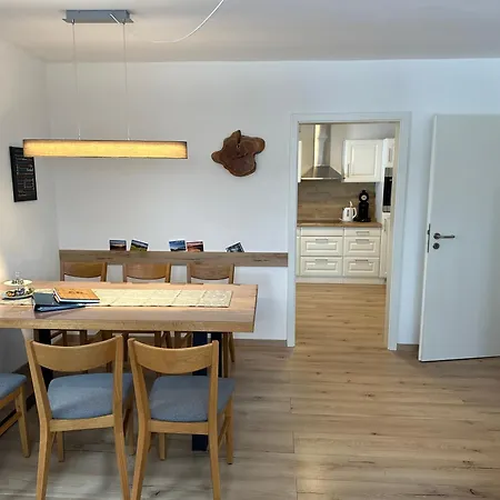 Am Wald Mit Garten & Hot-tub & Alpakas Мешеде