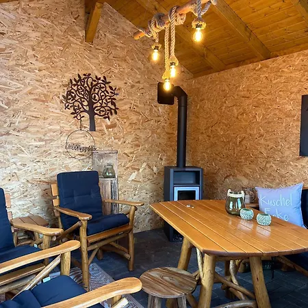 Am Wald Mit Garten & Hot-tub & Alpakas * Мешеде