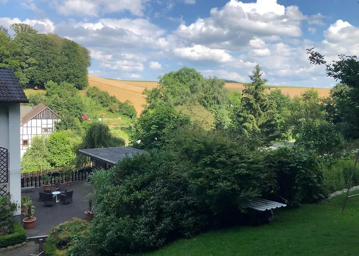 Am Wald Mit Garten & Hot-tub & Alpakas