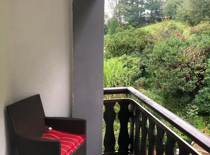 Am Wald Mit Garten & Hot-tub & Alpakas