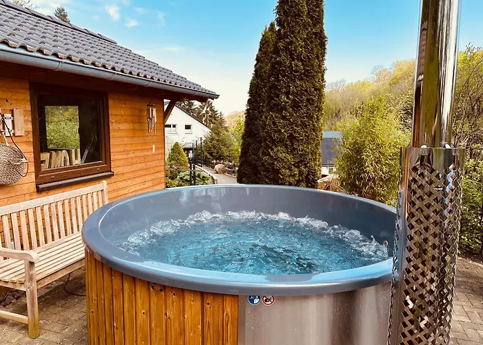 Am Wald Mit Garten & Hot-tub & Alpakas *