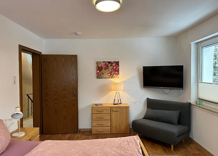 Apartmán Am Wald Mit Garten & Hot-tub & Alpakas *