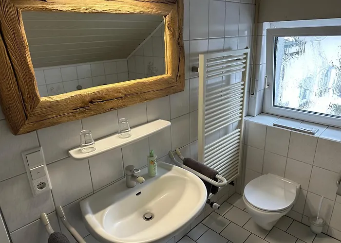 Am Wald Mit Garten & Hot-tub & Alpakas * Meschede