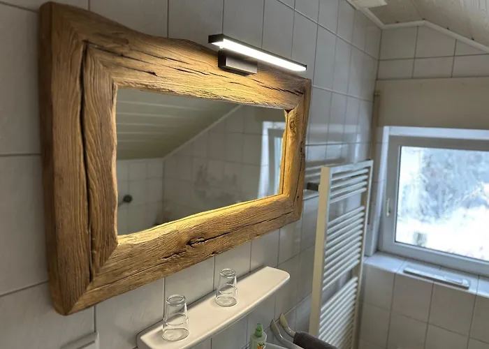 Am Wald Mit Garten & Hot-tub & Alpakas Meschede