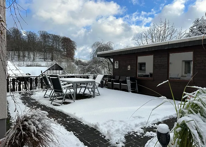 Am Wald Mit Garten & Hot-tub & Alpakas *