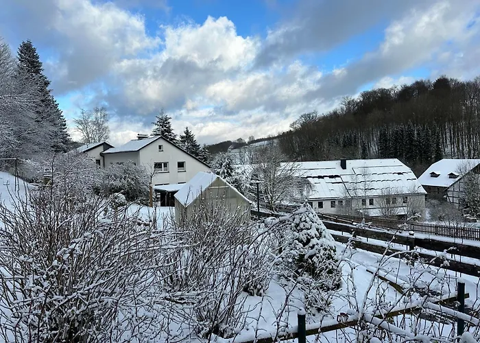 Am Wald Mit Garten & Hot-tub & Alpakas Apartmán